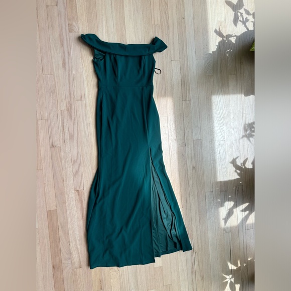 Off the shoulder Maxi dress - Picture 3 of 5